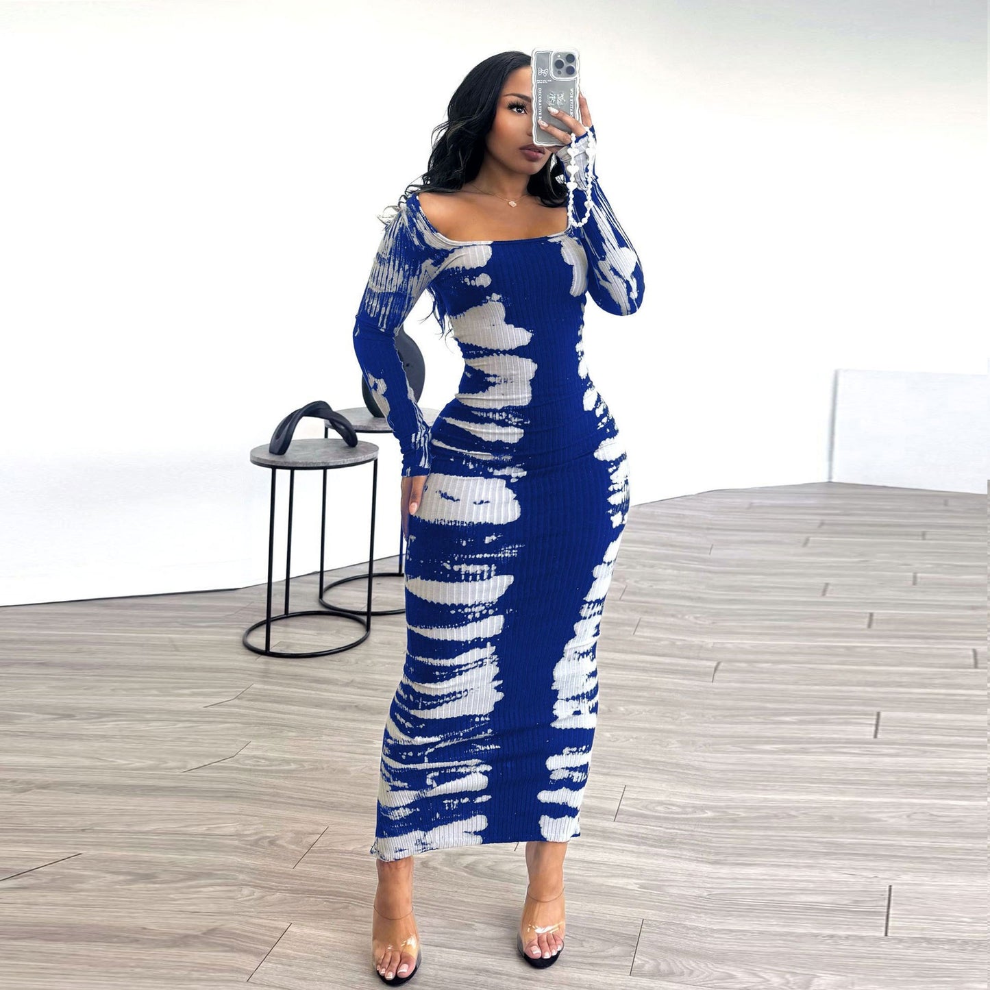 Sexy elastic hip-hugging printed bodycon dress with slits at the back
