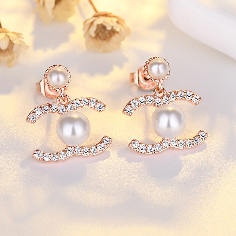 Simple Pearl Earrings Temperament Gold Diamond Studded Letter Earrings